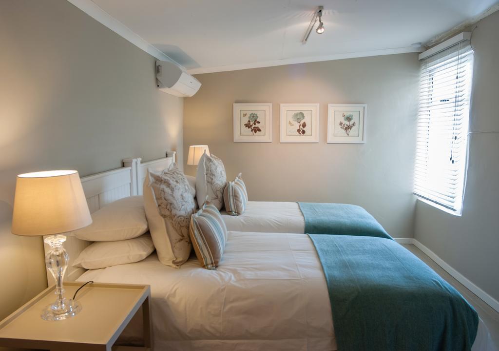 Sneezewood Farm Bed&Breakfast And Self-Catering Cottage Νταντί Δωμάτιο φωτογραφία